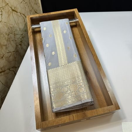 GREY ZARI STRIPE RHYTHM